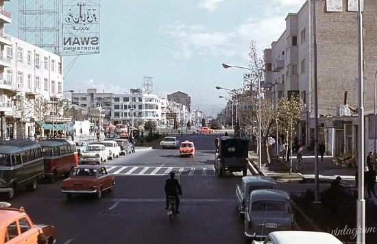 خیابان انقلاب