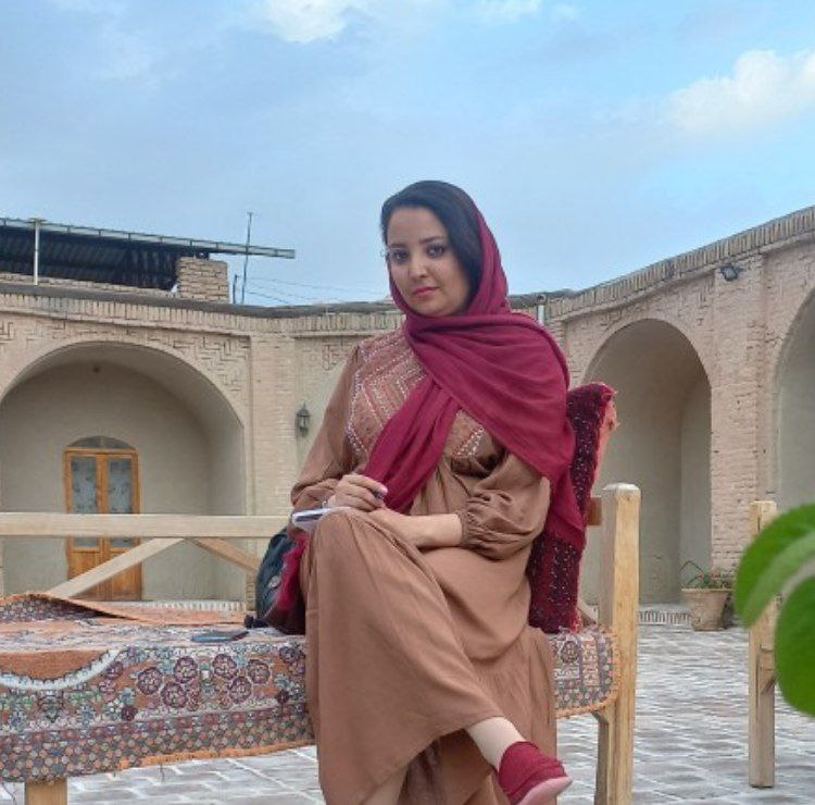 سیده مهنار مهدوی