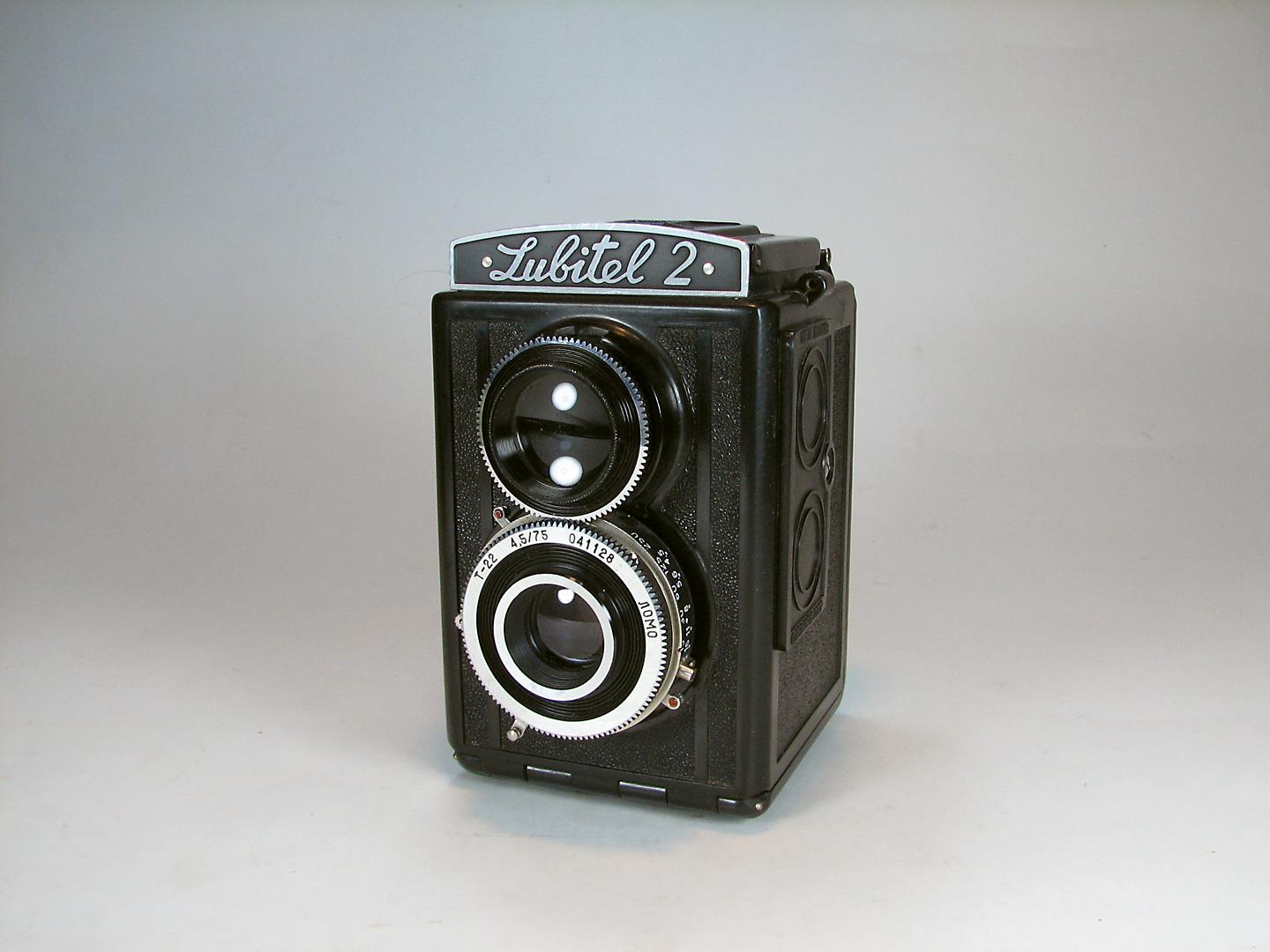 دوربین کلکسیونی لوبیتل LUBITEL 2