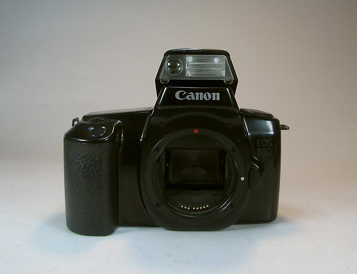 دوربین عکاسی آنالوگ کانن Canon EOS 80D